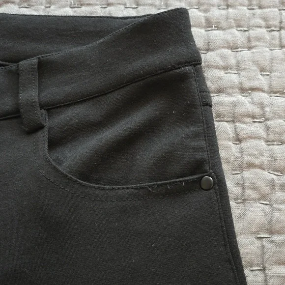 WII8 by Walter Baker Sheena Leggings - Picture 11 of 17